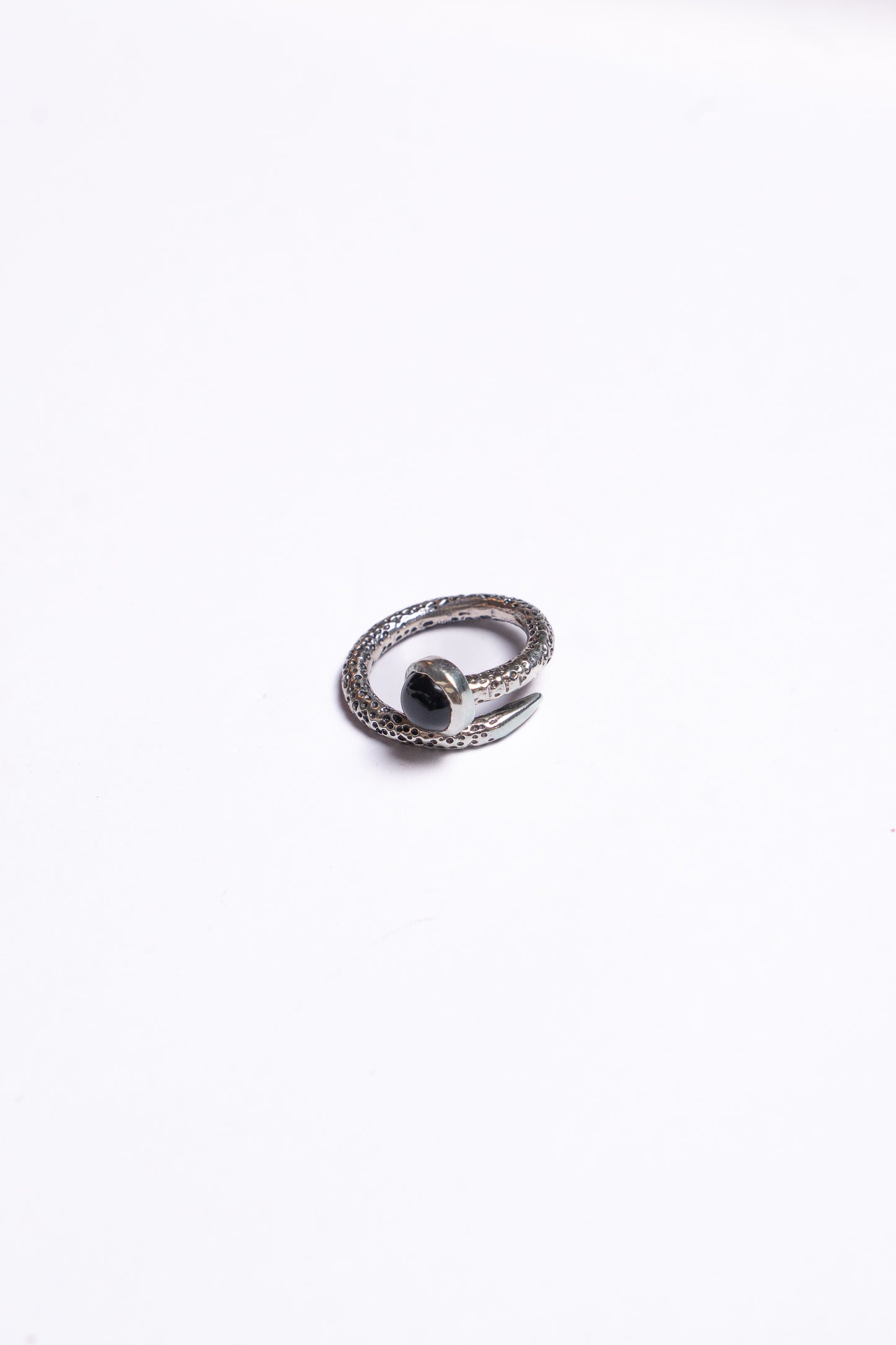 ANELLO CHIODO