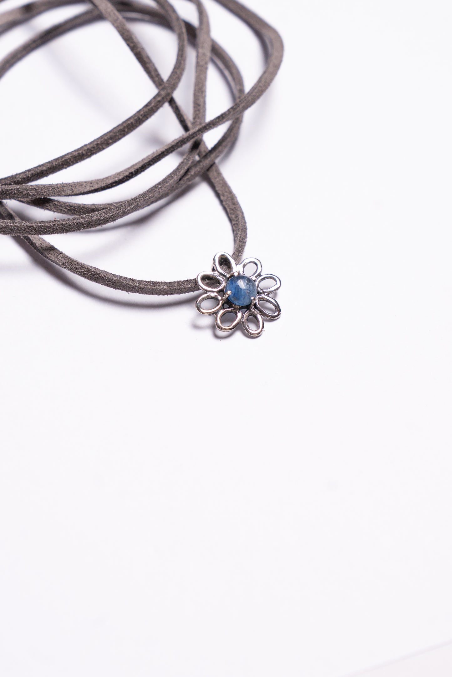 DAFNE CHOKER